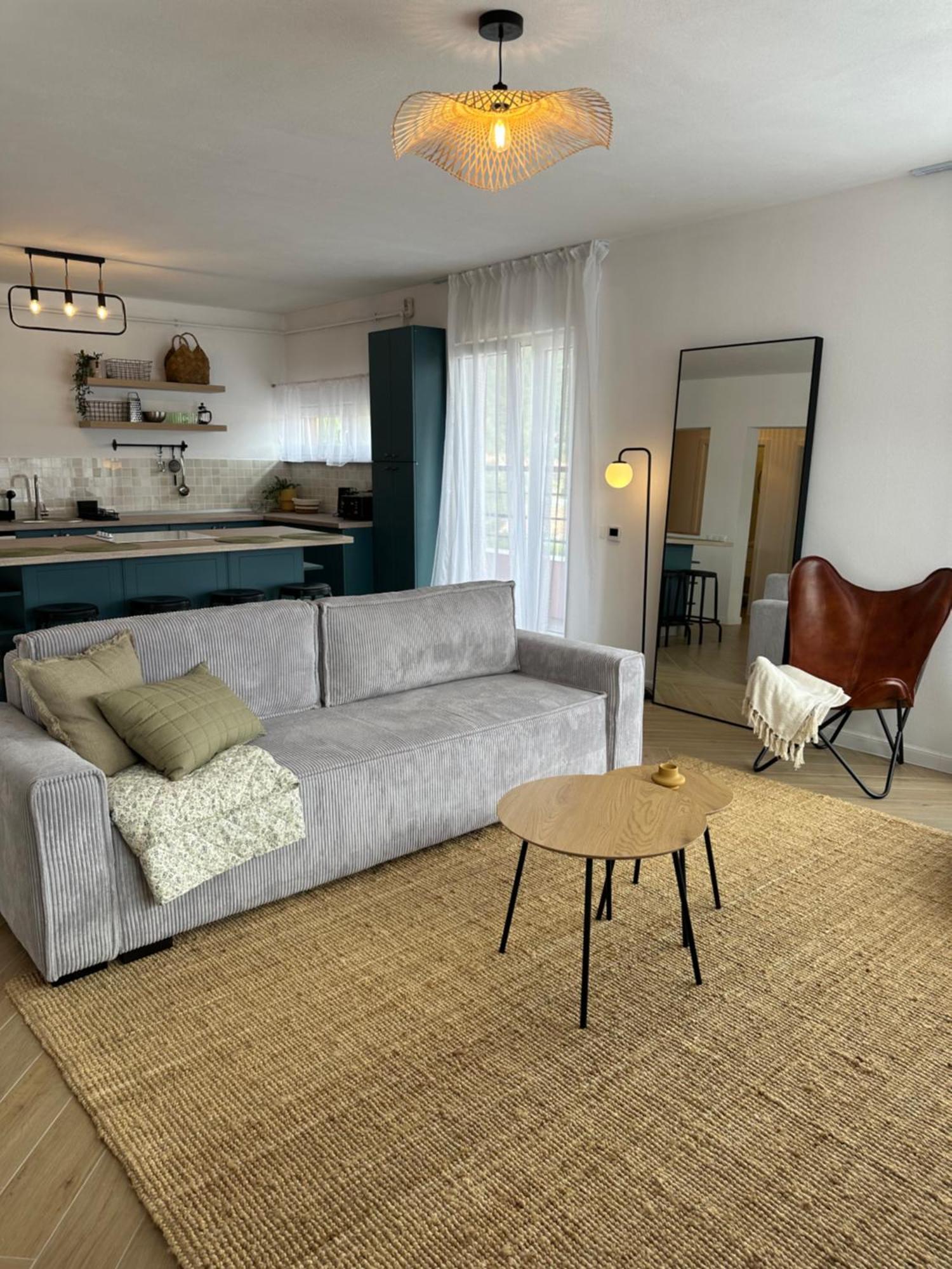 Daisy Apartment 27 ซิวิโชอารา ภายนอก รูปภาพ